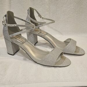 TOUCH UPS HEELS BY BENJAMIN WALK
